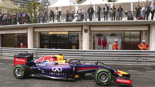 Sebastian Vettel bhem trninku na Velkou cenu Monaka. 