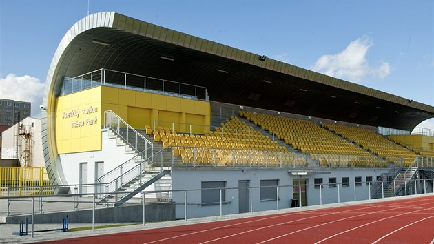 Atletický stadion v Plzni-Skvranech.