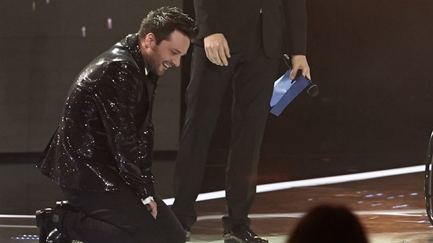 Finle soute X Factor - Peter Bak el po vyhlen svho jmna do kolen