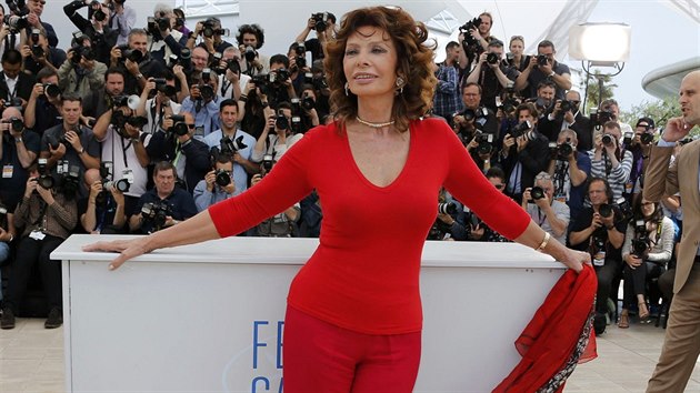 Sophia Lorenov v z oslav 80. narozeniny (Cannes, 21. kvtna 2014).