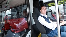 Nové autobusy Solaris brnnského dopravního podniku (27. kvtna, 2014). Na...
