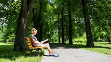 Teplé počasí lákalo k výletům do přírody. Snímek je z Komenského sadů v... Teplé počasí lákalo k výletům do přírody. Snímek je z Komenského sadů v...
