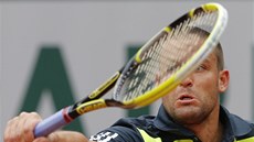 ZARPUTILOST. Ruský tenista Michail Junyj bojuje na Roland Garros proti Radku