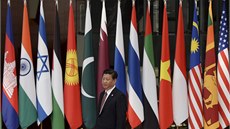 Čínský prezident Si Ťin-pching na summitu asijských států (21. 5. 2014). Čínský prezident Si Ťin-pching na summitu asijských států (21. 5. 2014).