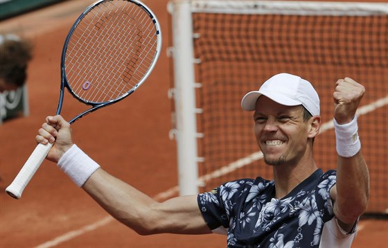 eský tenista Tomá Berdych postoupil do tvrtfinále Roland Garros.