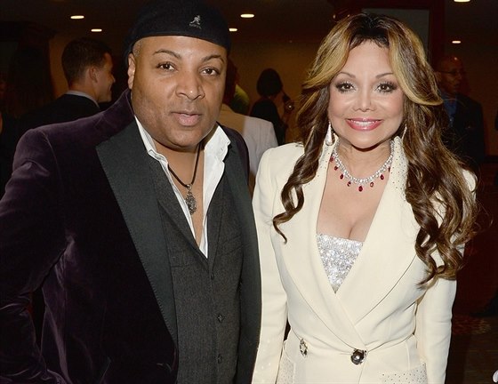 La Toya Jacksonová se svým snoubencem Jeffrém Phillipsem.