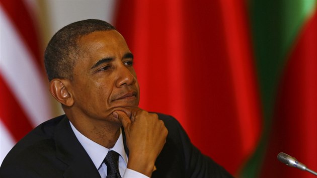 Americk prezident Barack Obama bhem debaty s prezidenty stt NATO ze stedn a vchodn Evropy (3. ervna 2014)