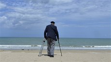 Oslav 70. výročí vylodění v Normandii se zúčastnily stovky veteránů. Většina z... Oslav 70. výročí vylodění v Normandii se zúčastnily stovky veteránů. Většina z...