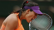 VAMOS! panlská tenistka Garbine Muguruzaová trápí ve tvrtfinále Roland...