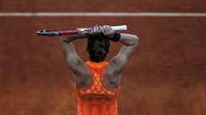 Rumunská tenistka Simona Halepová slaví postup do finále Roland Garros.