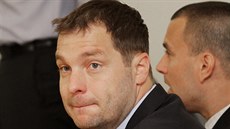 Bývalý fotbalový rozhodčí Pavel Býma před soudem. Bývalý fotbalový rozhodčí Pavel Býma před soudem.