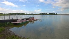 Po několikaleté přestávce je Plumlovská přehrada opět napuštěná a tamní voda je... Po několikaleté přestávce je Plumlovská přehrada opět napuštěná a tamní voda je...
