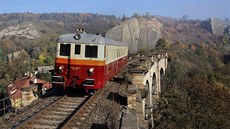 Motoráček na Pražském semmeringu Motoráček na Pražském semmeringu