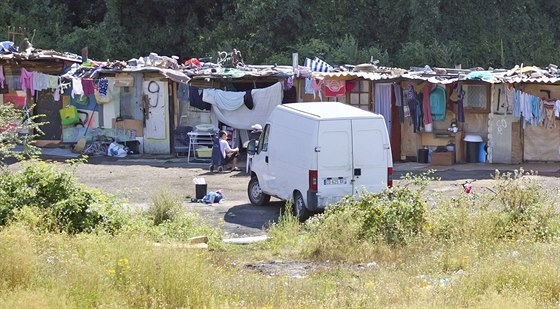 Romský tábor nedaleko Paíe. Ilustraní foto