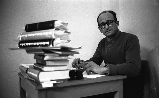 Nmecký ústavní soud zamítl zveejnní spisu nmecké kontrarozvdky o Adolfu Eichmannovi.