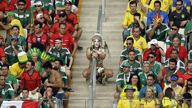 Aztck fanouek Mexika bhem zpasu s Brazli