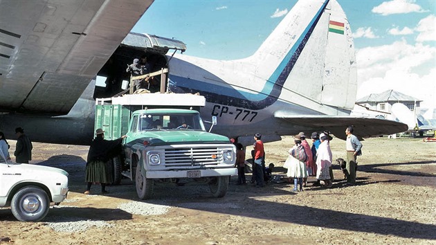 Nakldn do C 46 Commando.