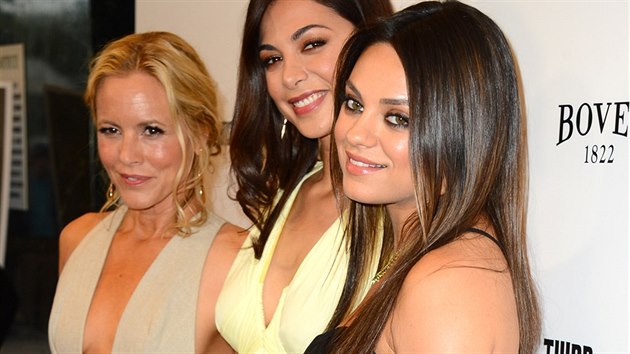 Maria Bello, Moran Atiasov a Mila Kunisov na premie filmu Third Person (Los Angeles, 9. ervna 2014)