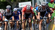 Německý cyklista Niklas Arndt (vpravo) vítězí ve třetí etapě Critérium du... Německý cyklista Niklas Arndt (vpravo) vítězí ve třetí etapě Critérium du...
