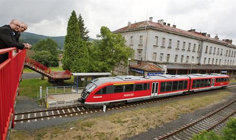 Zkuební jízda nové linky U28 na elezniní trati Dolní Poustevna - Sebnitz se...