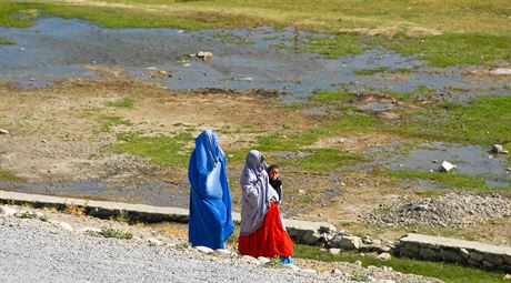 Okolí základny v afghánském Bagrámu