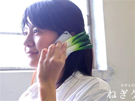 Japonsk kryty na smartphone s plastickmi motivy jdla