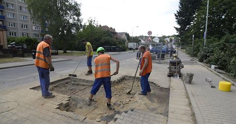 Msto opravilo chodníky v Malenovicích, plynai je kvli oprav rozvod...