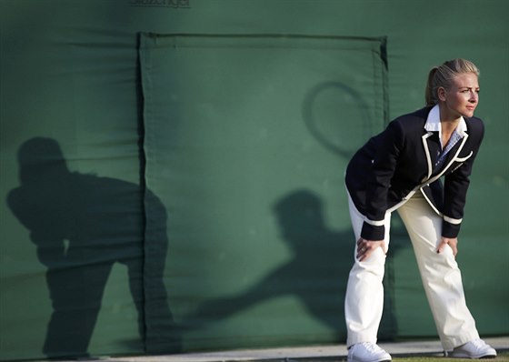 LO BY HRÁT BEZ NICH? John McEnroe si myslí, e absence árových rozhodí by tenis zatraktivnila.