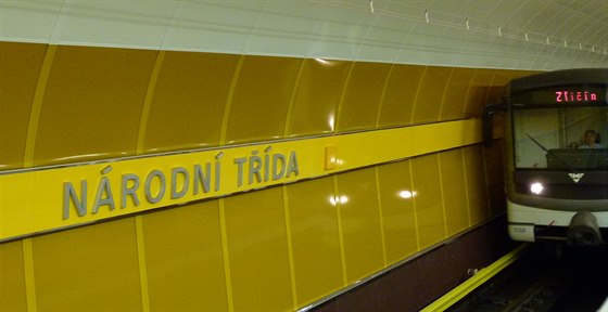 Stanice metra Národní tída