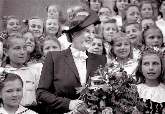 Návtva oetovatelské koly milosrdných sester v Praze (1946)