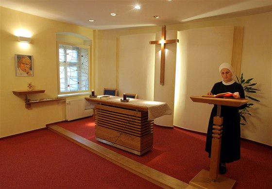 V prachatickém hospici je kaple zasvcená Janu Pavlu II.