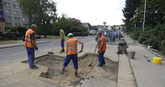 Msto opravilo chodníky v Malenovicích, plynai je kvli oprav rozvod...