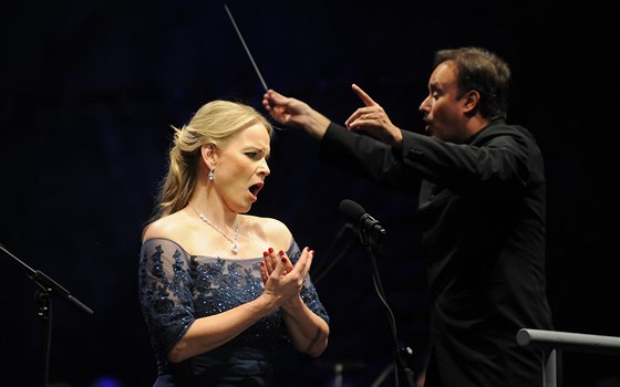 Svtová mezzosopranistka Elina Garana vystoupí u ve tvrtek na olomouckém Horním námstí.
