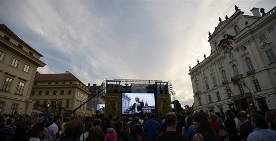 eská filharmonie ukonila svou 118. koncertní sezonu na Hradanském námstí v...