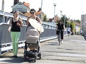 OD SRPNA UZAVŘENO? Radnice ještě neznají přesný termín, kdy lávky uzavřou,... OD SRPNA UZAVŘENO? Radnice ještě neznají přesný termín, kdy lávky uzavřou,...