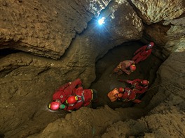 Speleologie, jeskyái, zranní, záchrana, úraz, cviení.