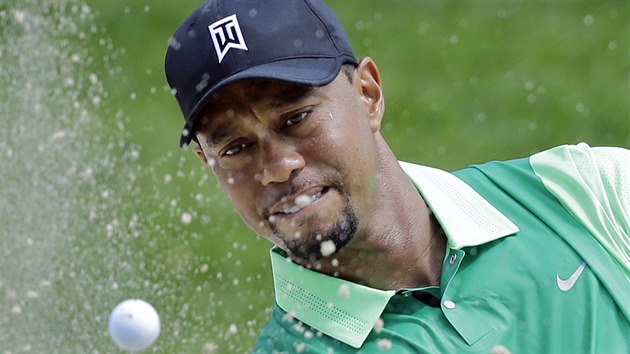 Tiger Woods v 1. kole turnaje Quicken Loans National v Bethesd.