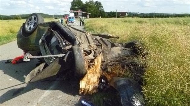 Tce zrann mu musel bt letecky transportovn do nemocnice v Brn. Jak se ukzalo, ml platnost idiku pozastavenu kvli zdravotnm obtm.