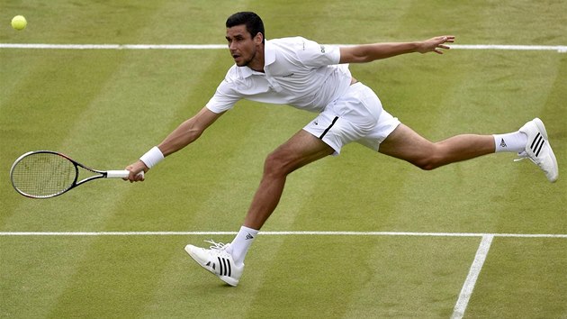 NBH K STI. Victor Hanescu v prvnm kole Wimbledonu.  