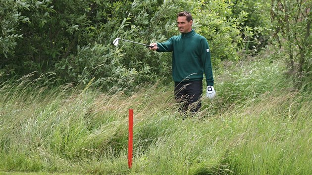 HLED MEK V TRV. Golfistovi Romanu ebrlemu se podailo na telskm golfovm hiti pestelit hit, proto pak musel hledat mek ve vysok trv.