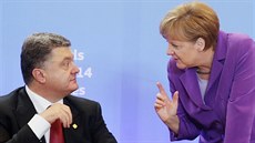 Ukrajinský prezident Petro Porošenko a německá kancléřka Angela Merkelová po... Ukrajinský prezident Petro Porošenko a německá kancléřka Angela Merkelová po...