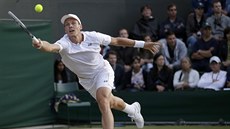 VELKÉ ÚSILÍ. Tomá Berdych se snaí odvrátit úder Marina ilie.