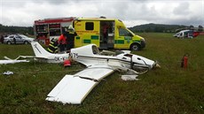 Na místě zasahoval i vrtulník záchranářů. Muže se ale zachránit nepodařilo. Na místě zasahoval i vrtulník záchranářů. Muže se ale zachránit nepodařilo.