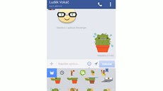 Obrázkové nálepky najdete také v mobilním Facebooku a jeho messengeru.