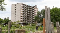 Panelák, který dříve patřil třebíčské nemocnici. nyní ho koupila firma BB... Panelák, který dříve patřil třebíčské nemocnici. nyní ho koupila firma BB...
