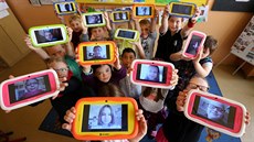 Vítězové hry Staň se záchranářem. Hlavní cenu - tablety pro celou třídu -... Vítězové hry Staň se záchranářem. Hlavní cenu - tablety pro celou třídu -...