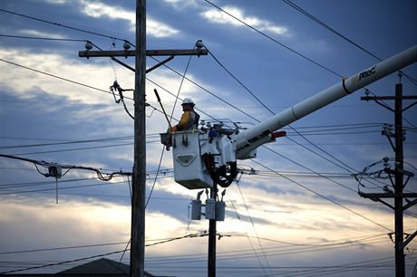 Zlodji zpsobili svými noními nájezdy výpadky elektiny.