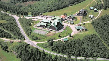 Uzavírka kvli oprav silnice pes ervenohorské sedlo nakonec zane a od íjna, protáhlo se toti výbrové ízení na stavební firmu.