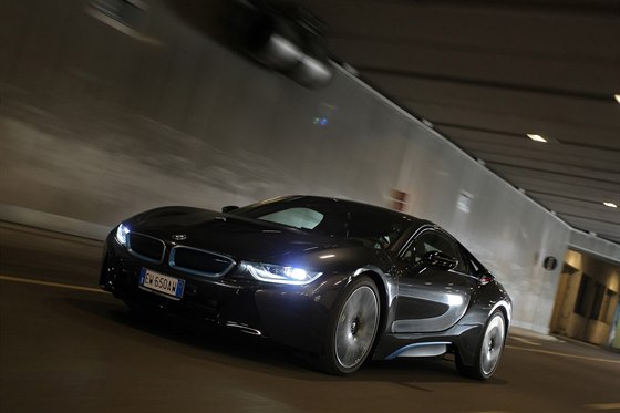 BMW i8