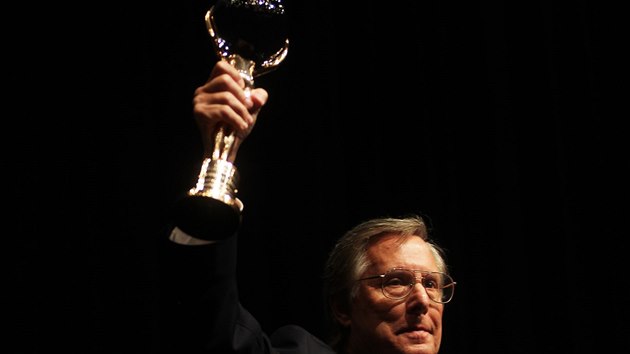 William Friedkin pevzal ve Varech Kilov globus za mimodn umleck pnos svtov kinematografii (9. ervence 2014).